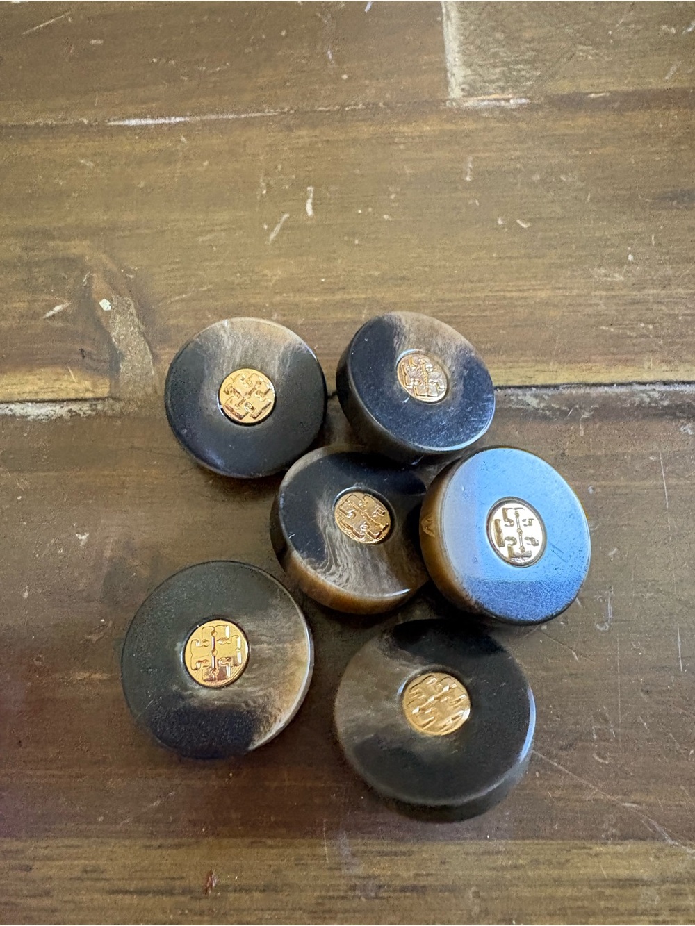 Tory Burch Vintage Buttons 6 Tortoise Gold Logo Brown Resin Plastic Large